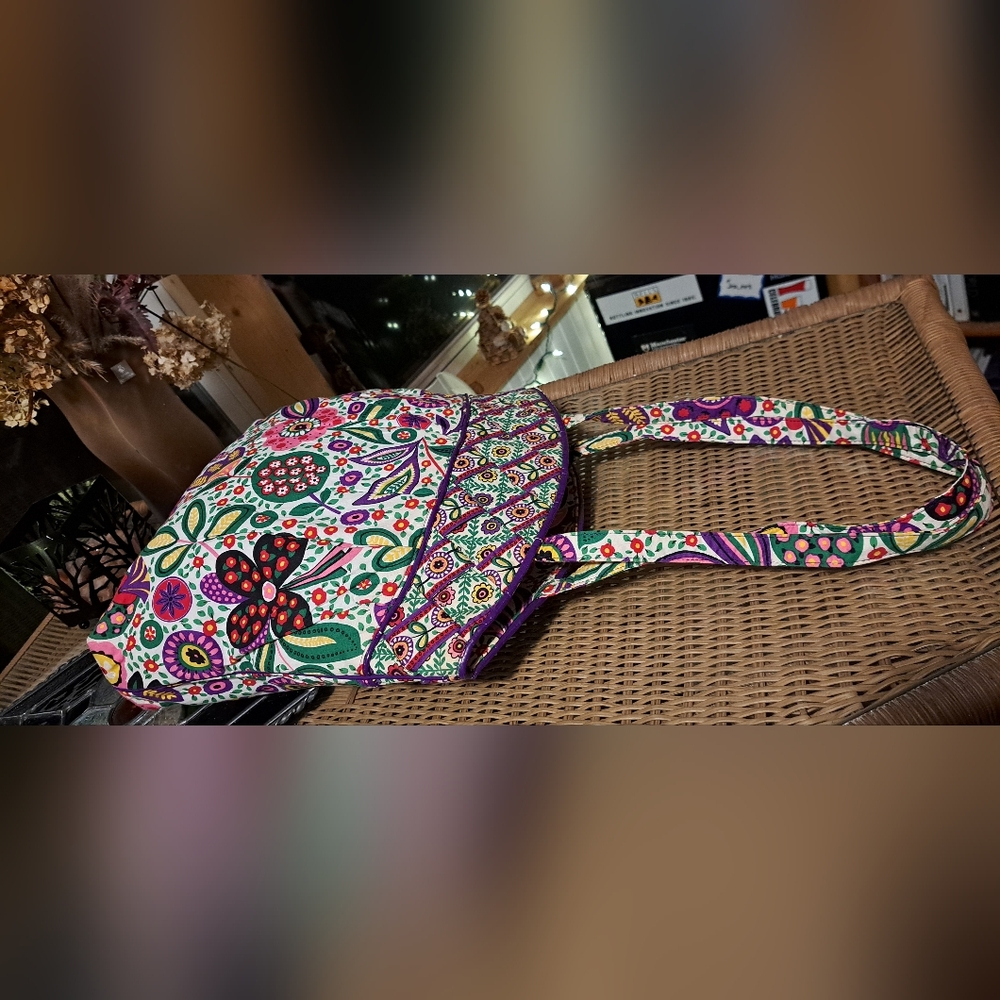 Vera Bradley Viva La Vera Floral Patterned Women's Bag. Bright Colors. - Picture 7 of 14